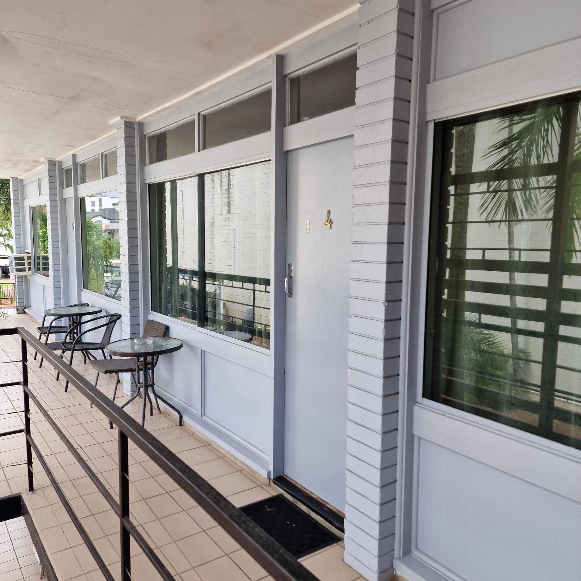 A1 Inn The City A1 Car Rentals แคนส์ ภายนอก รูปภาพ
